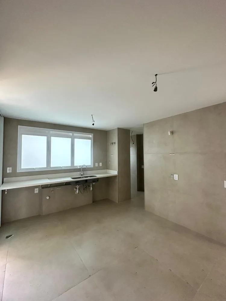 Apartamento, 4 quartos, 266 m² - Foto 4