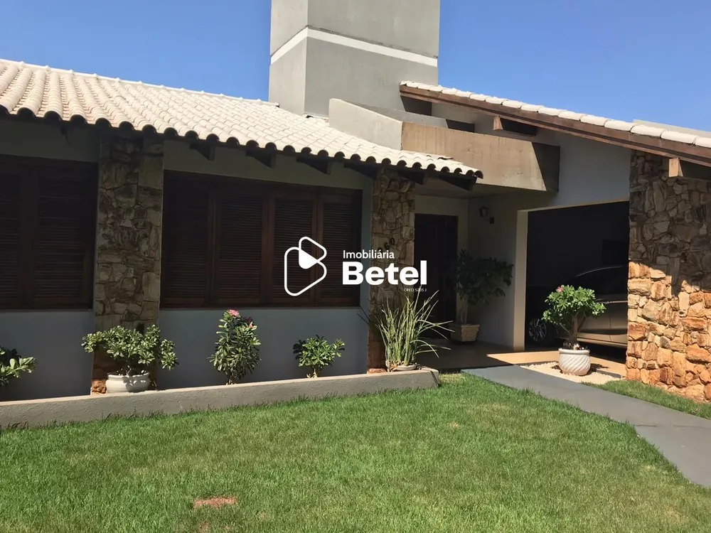 Casa, 3 quartos, 360 m² - Foto 3