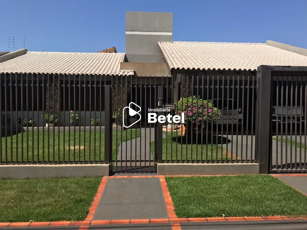 Casa, 3 quartos, 360 m² - Foto 1