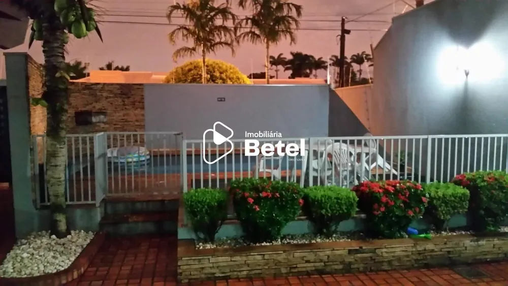 Casa, 3 quartos, 318 m² - Foto 3