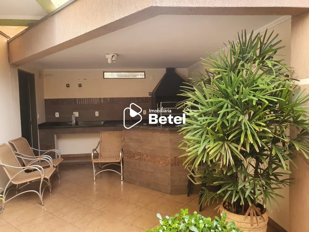 Apartamento, 3 quartos, 98 m² - Foto 2