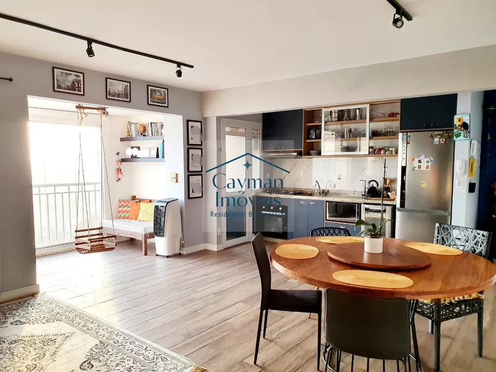 Apartamento à venda com 2 quartos, 77m² - Foto 1