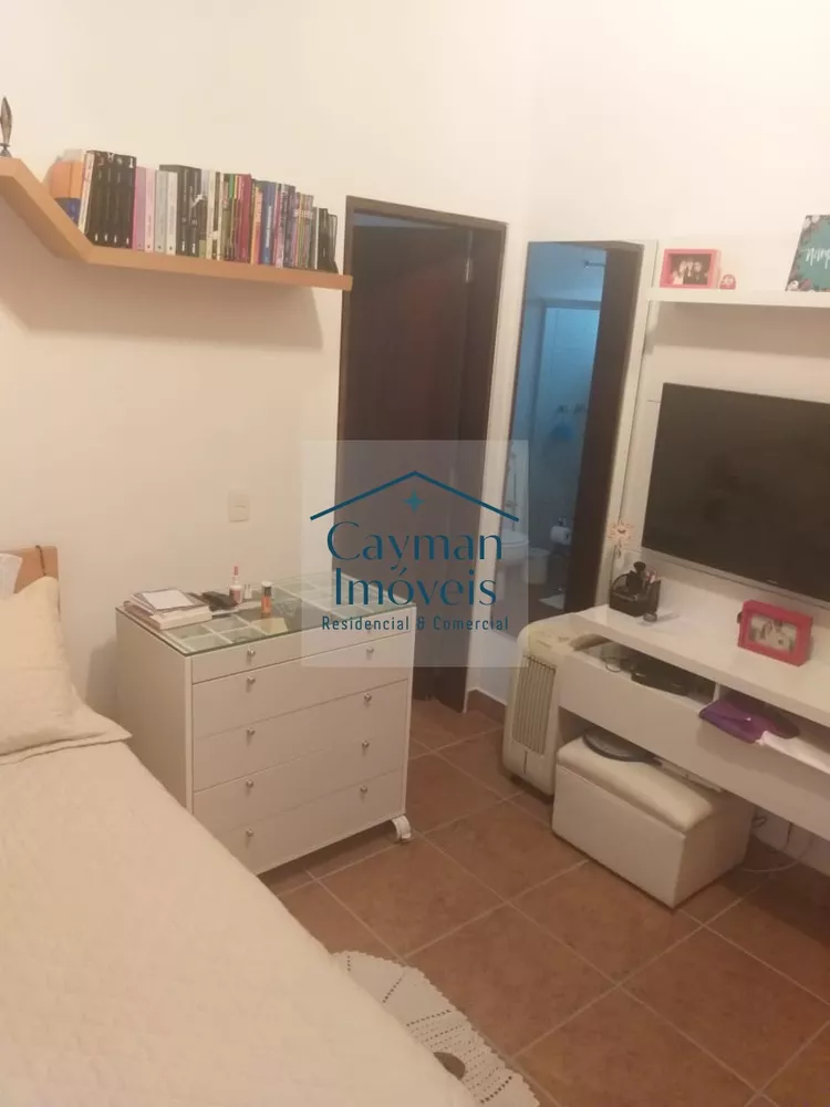 Casa, 3 quartos, 250 m² - Foto 14