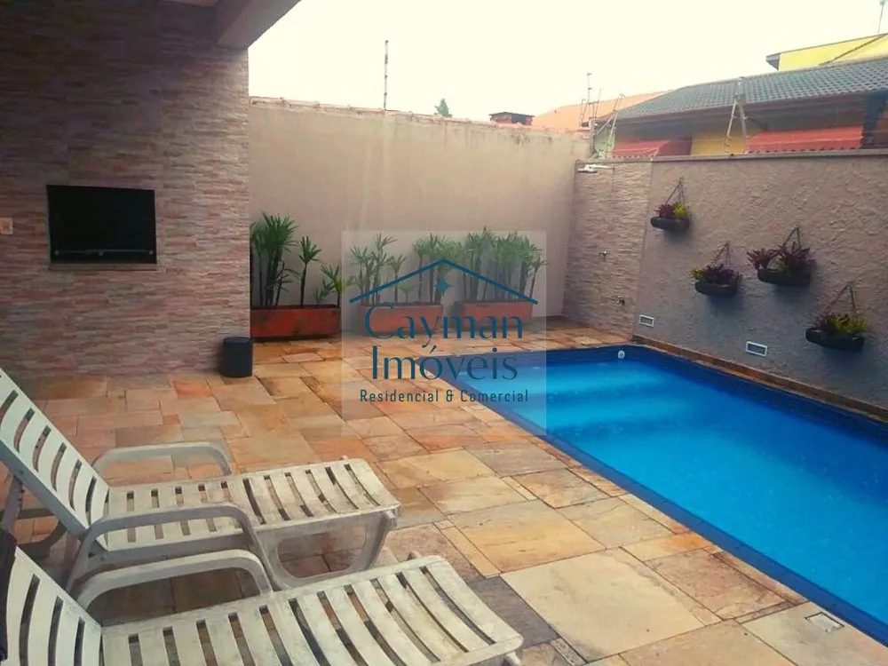Casa, 3 quartos, 250 m² - Foto 1