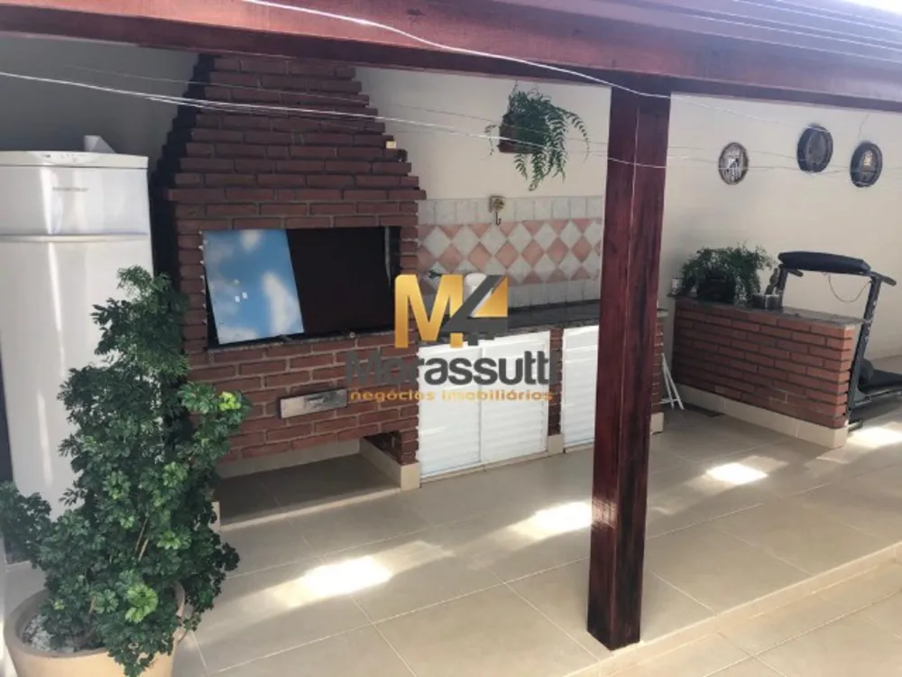 Casa, 3 quartos, 251 m² - Foto 2