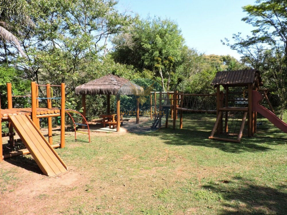 Casa de Condomínio à venda com 3 quartos, 400m² - Foto 3