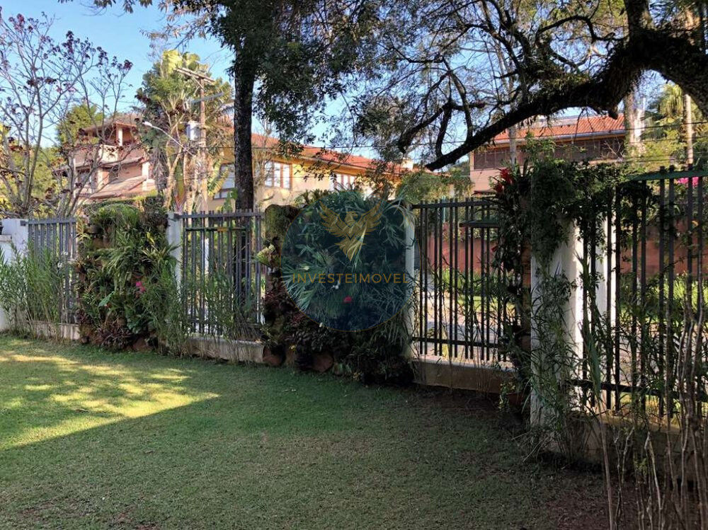 Casa de Condomínio para alugar com 4 quartos, 550m² - Foto 16