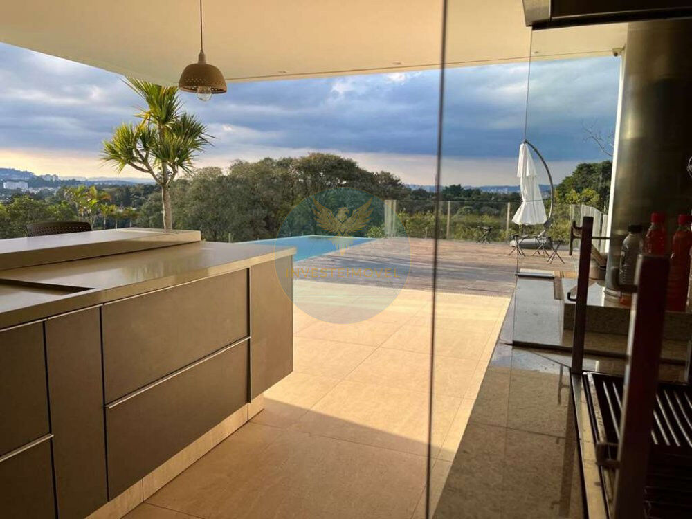 Casa de Condomínio para alugar com 4 quartos, 550m² - Foto 9