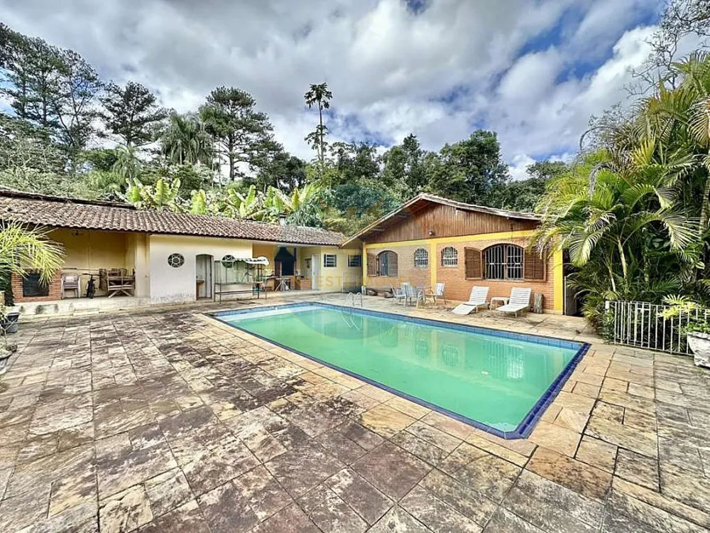 Chácara, 3 quartos, 4700 m² - Foto 1