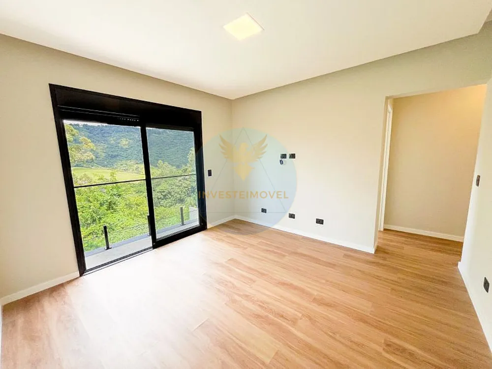 Casa, 4 quartos, 318 m² - Foto 1