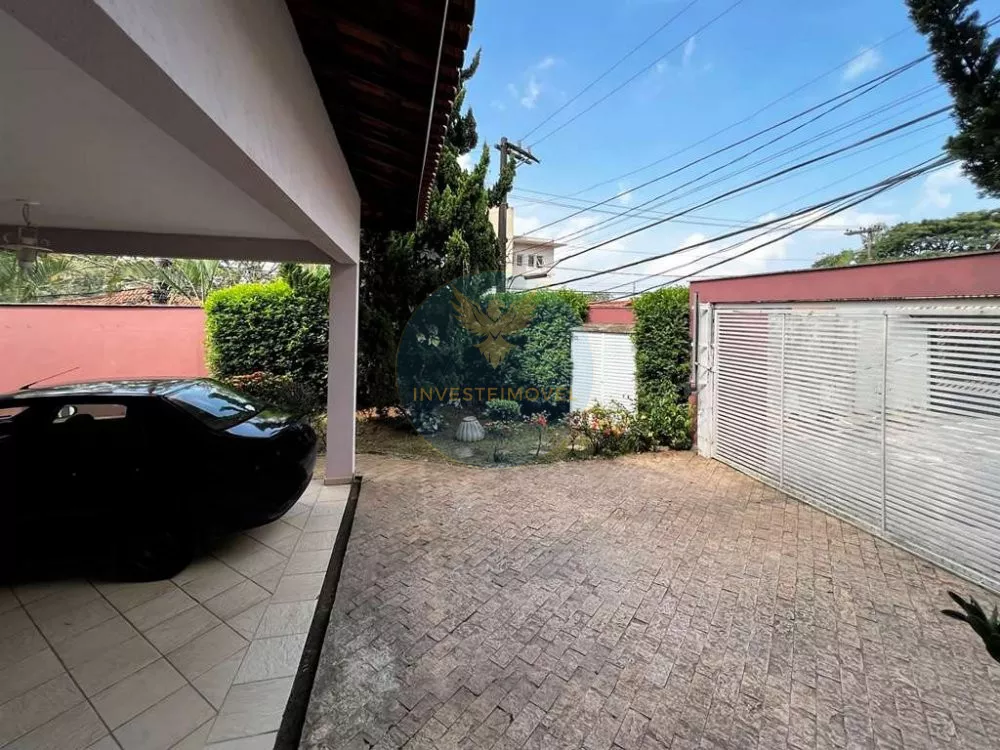 Casa de Condomínio à venda com 3 quartos, 361m² - Foto 3