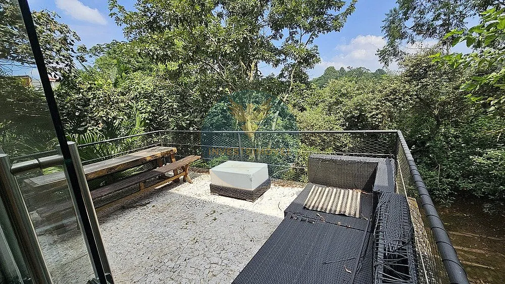 Casa, 4 quartos, 219 m² - Foto 1