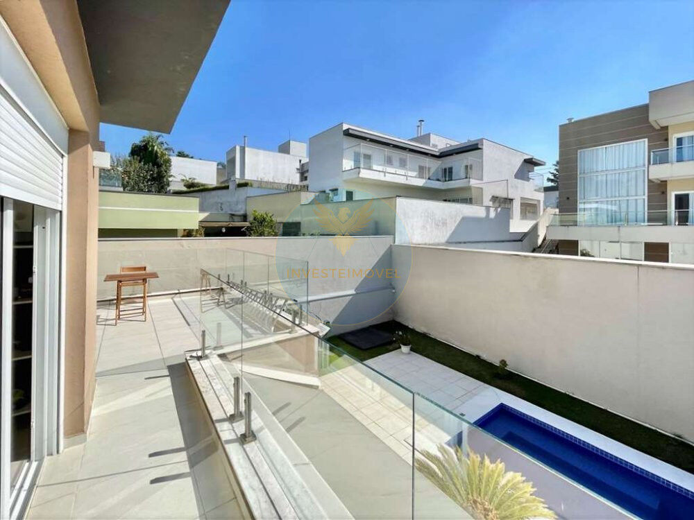 Casa de Condomínio à venda com 4 quartos, 316m² - Foto 3