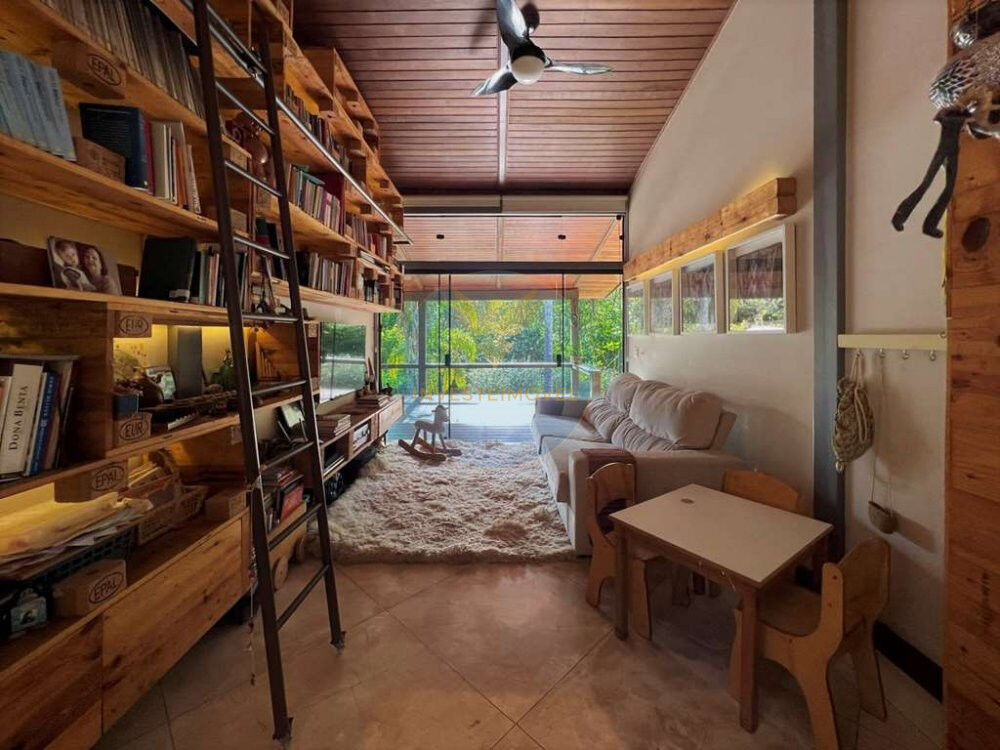 Casa de Condomínio à venda com 5 quartos, 383m² - Foto 25