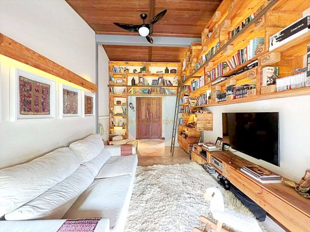 Casa de Condomínio à venda com 5 quartos, 383m² - Foto 36