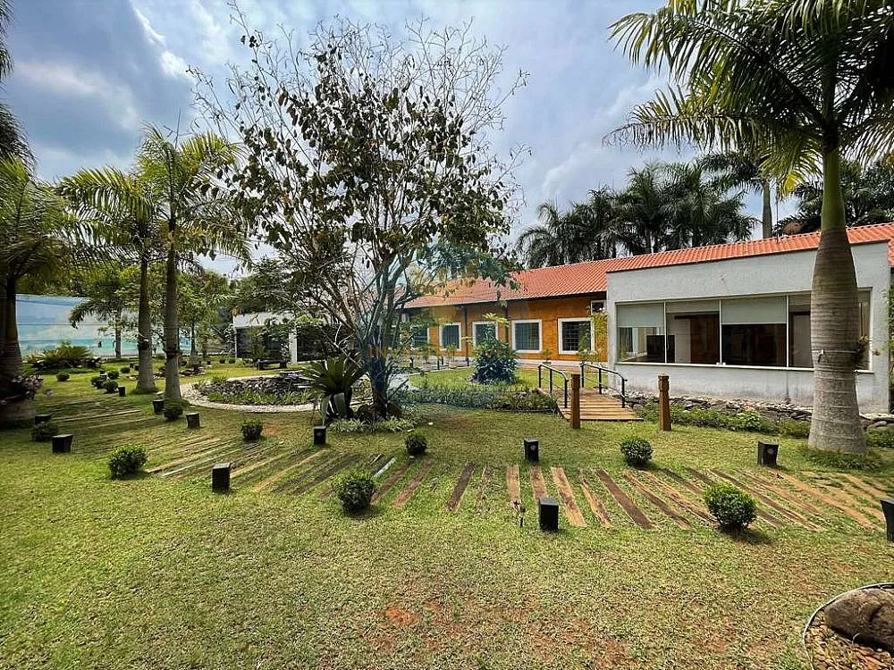 Casa, 4 quartos, 648 m² - Foto 1