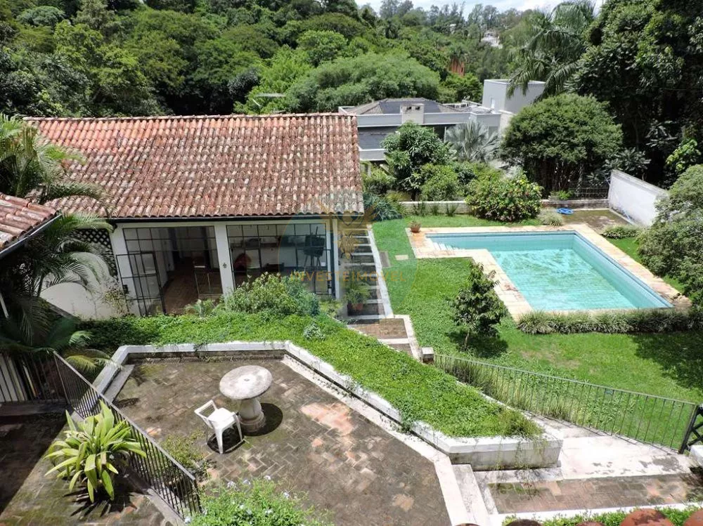 Casa de Condomínio à venda com 4 quartos, 444m² - Foto 1