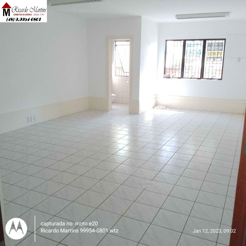 Conjunto Comercial-Sala à venda com 1 quarto, 57m² - Foto 2