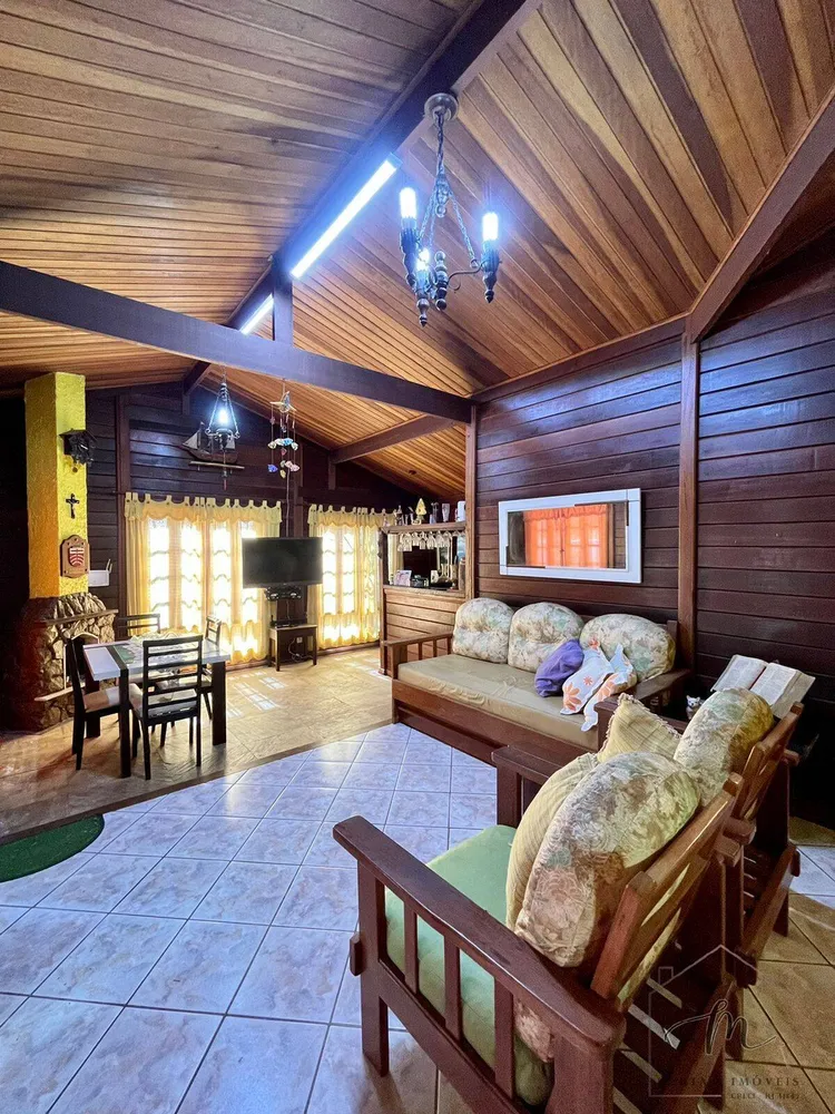 Casa, 4 quartos, 224 m² - Foto 2
