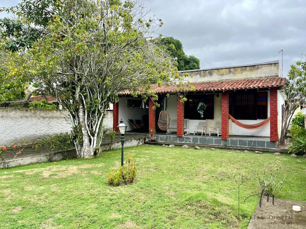 Casa, 6 quartos, 140 m² - Foto 1
