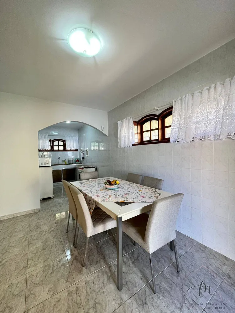 Casa, 3 quartos, 210 m² - Foto 13