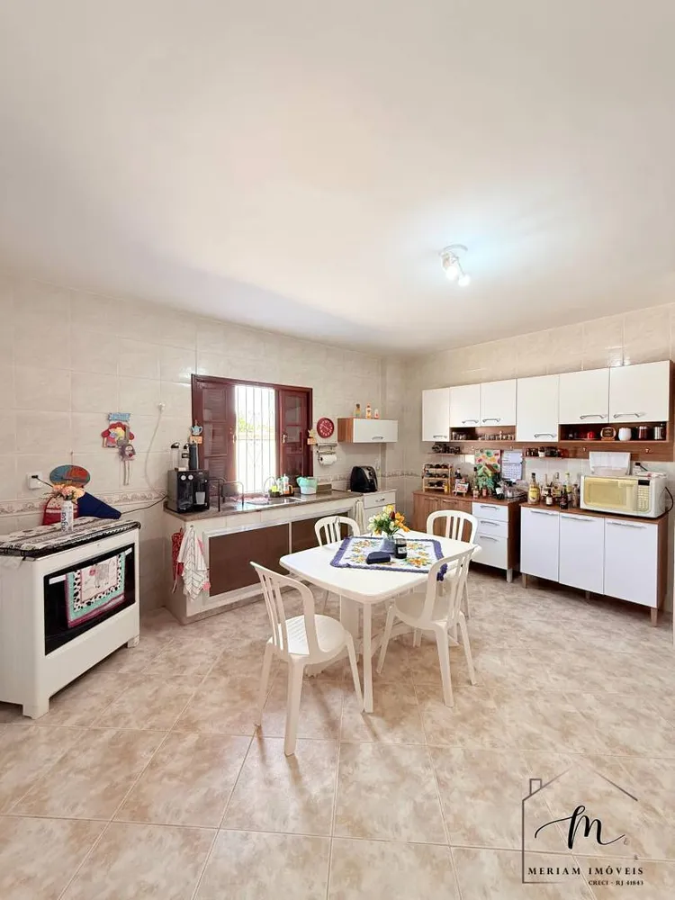 Casa, 4 quartos, 243 m² - Foto 9