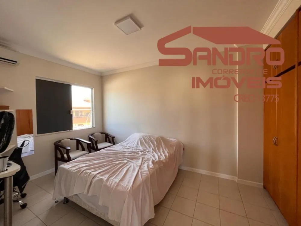 Casa, 4 quartos, 200 m² - Foto 18