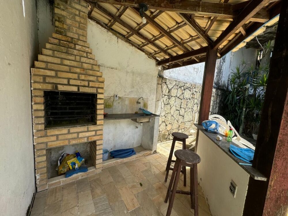 Casa à venda com 4 quartos - Foto 2