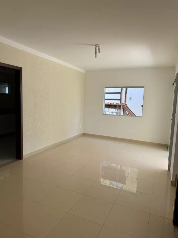 Casa, 4 quartos - Foto 1