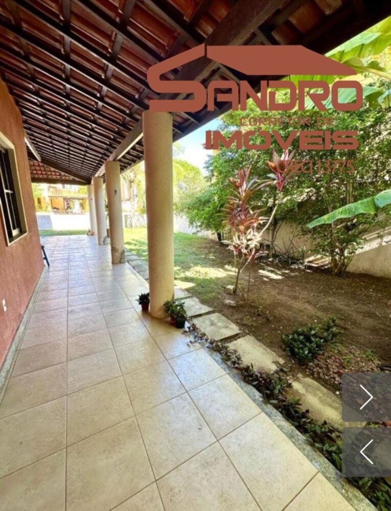 Casa à venda com 4 quartos, 300m² - Foto 1