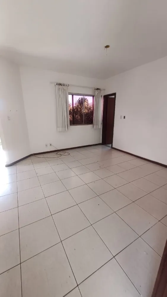 Casa, 4 quartos, 600 m² - Foto 1