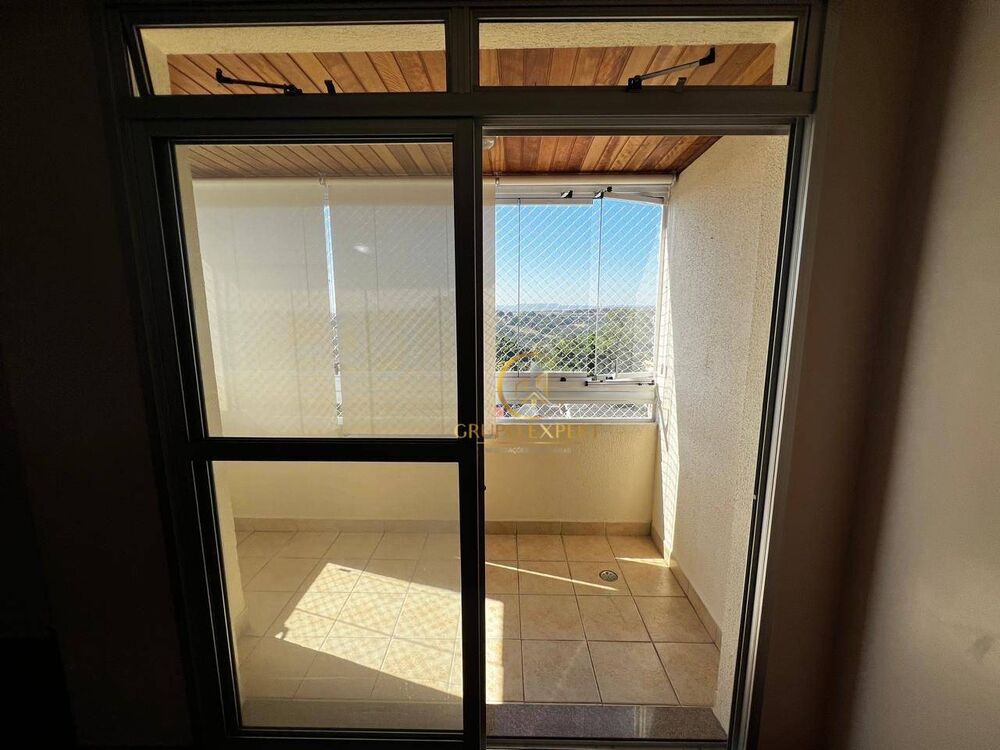 Apartamento à venda com 3 quartos, 108m² - Foto 3