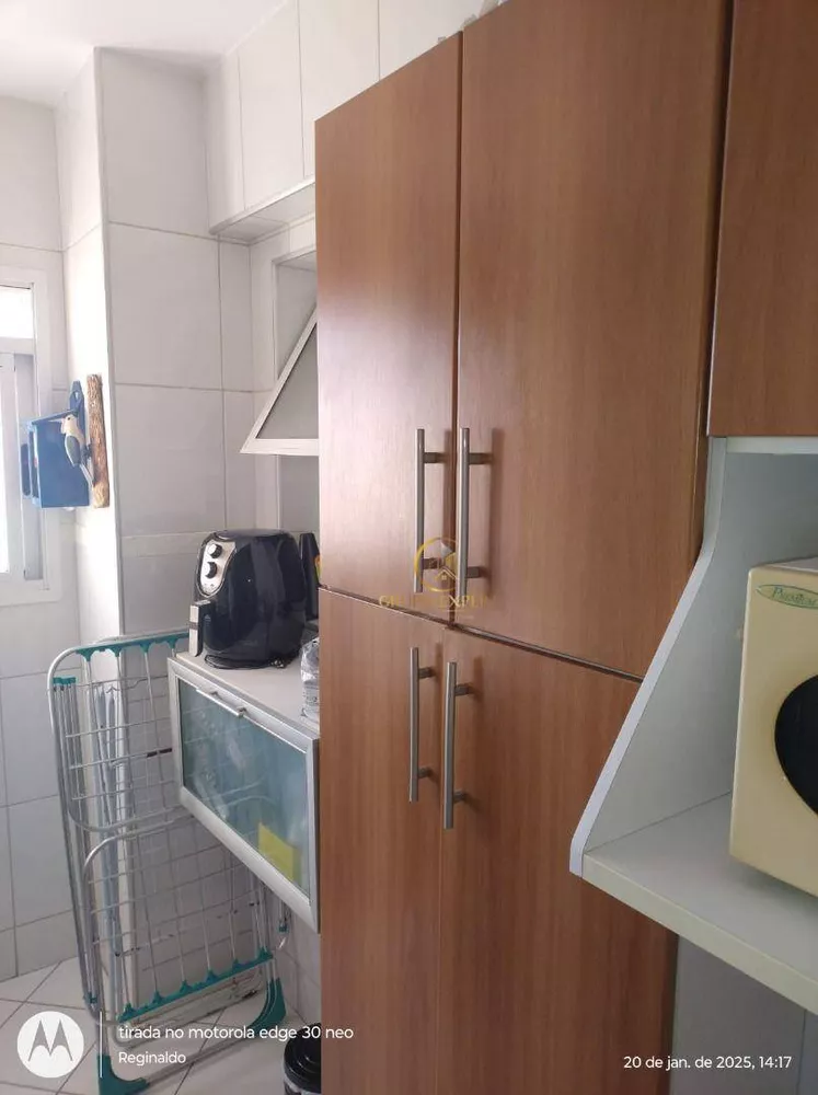 Apartamento à venda com 3 quartos, 60m² - Foto 4