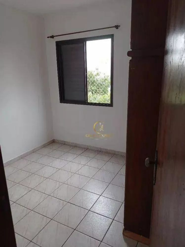 Apartamento para alugar com 2 quartos, 55m² - Foto 4