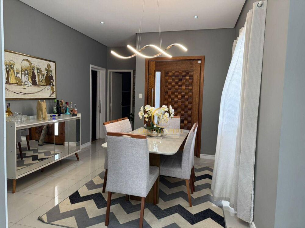 Sobrado à venda com 4 quartos, 233m² - Foto 4