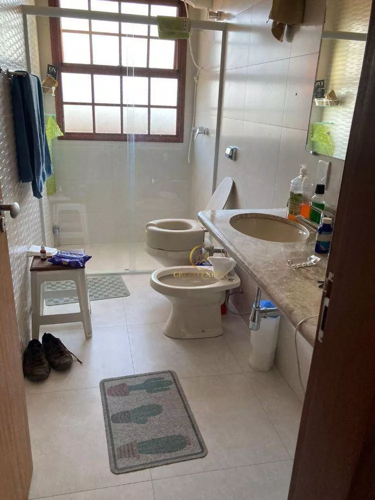 Sobrado, 4 quartos, 565 m² - Foto 2