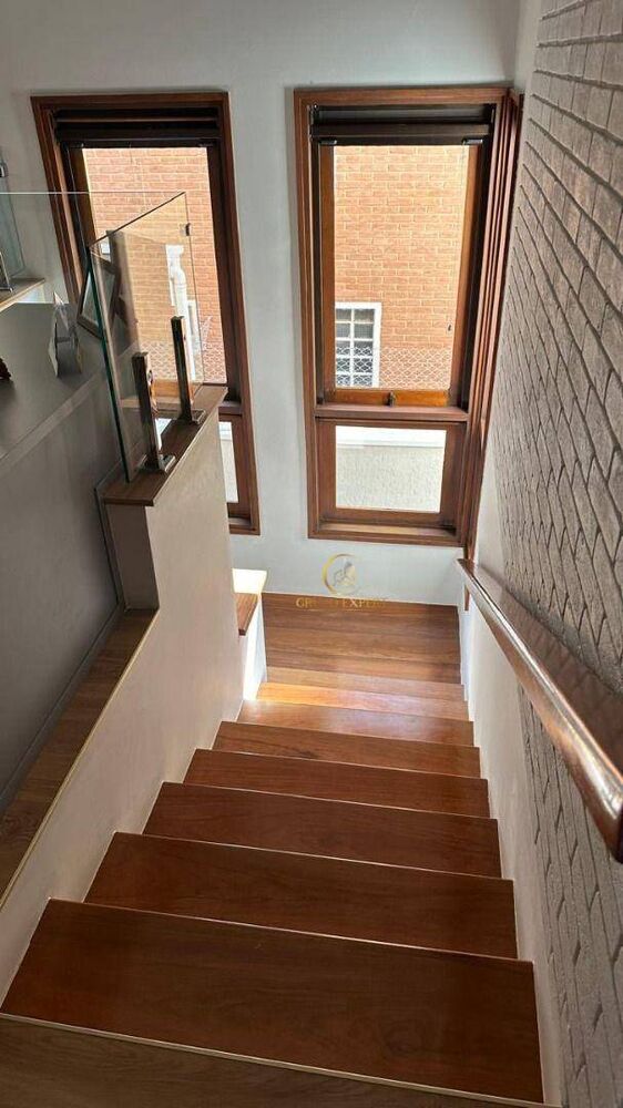 Sobrado à venda com 4 quartos, 420m² - Foto 8