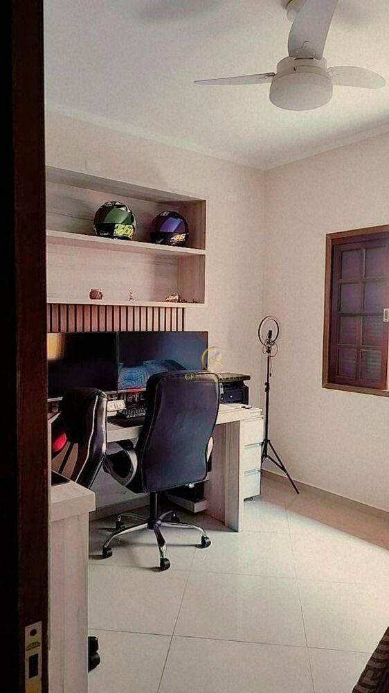 Sobrado à venda com 3 quartos, 195m² - Foto 4