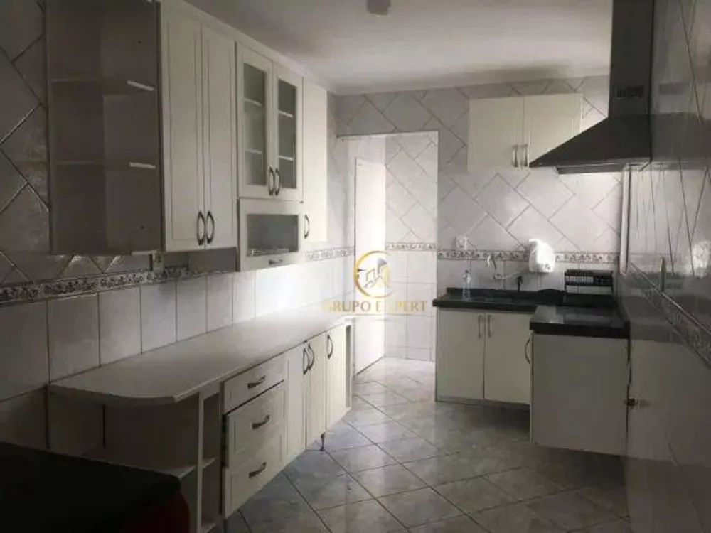 Apartamento à venda com 2 quartos, 72m² - Foto 3