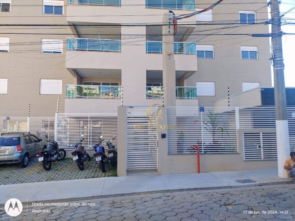 Apartamento à venda com 3 quartos, 101m² - Foto 2