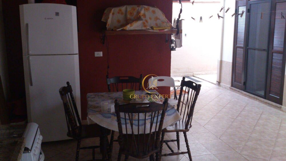 Casa, 3 quartos, 170 m² - Foto 2