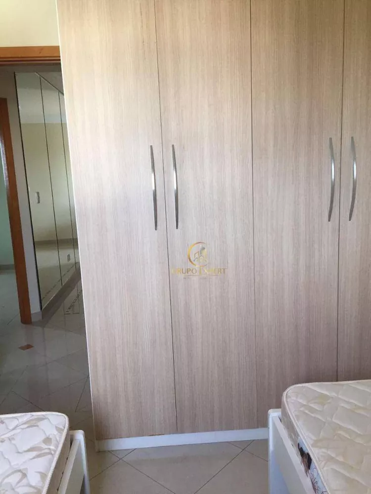 Apartamento à venda com 3 quartos, 80m² - Foto 3