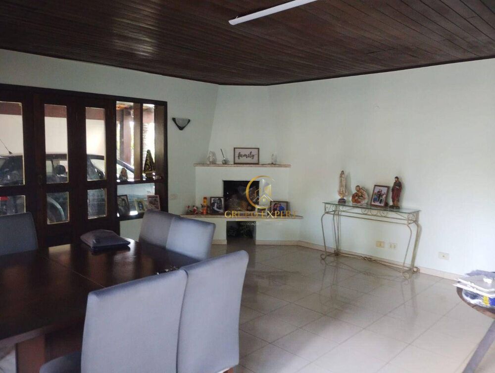 Casa, 6 quartos, 430 m² - Foto 4