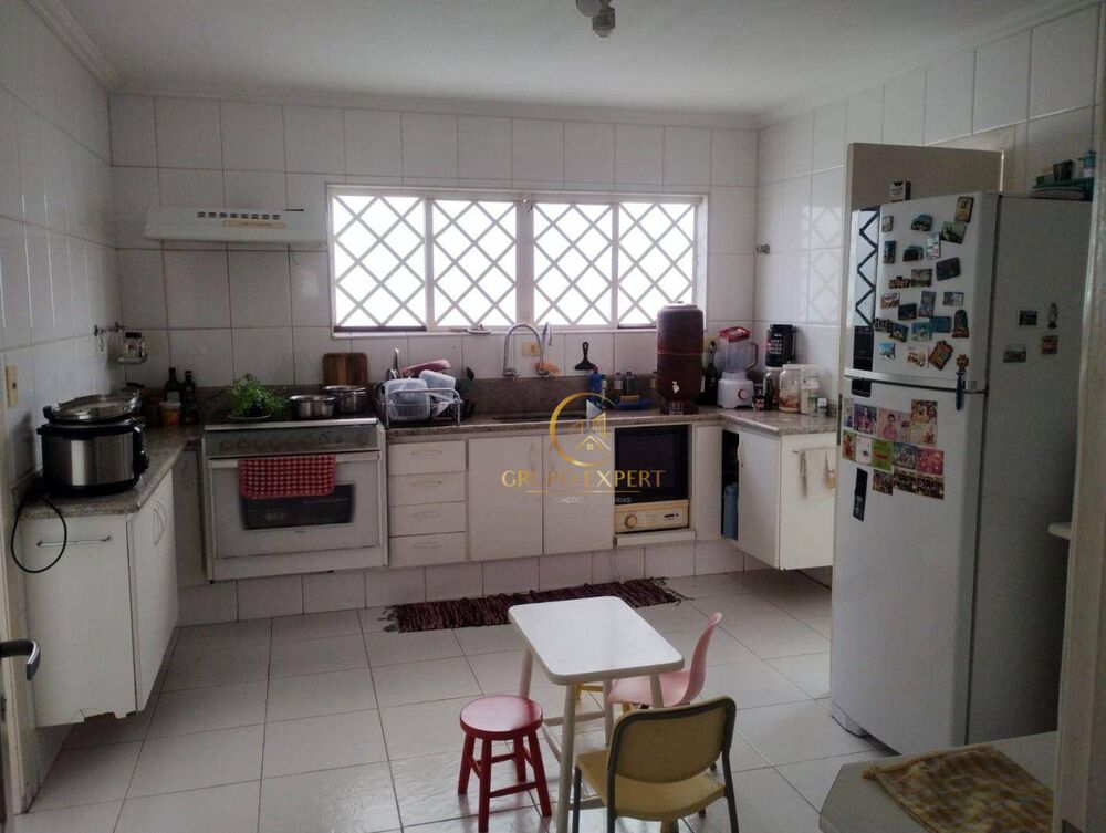 Casa, 6 quartos, 430 m² - Foto 2
