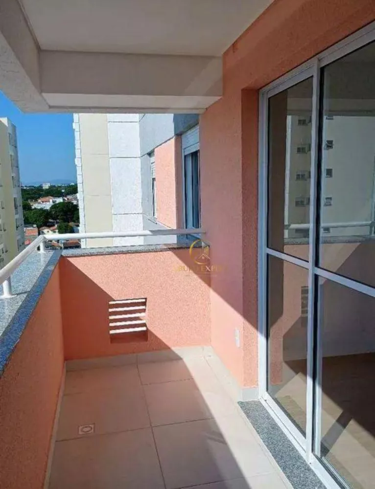 Apartamento à venda com 2 quartos, 61m² - Foto 3