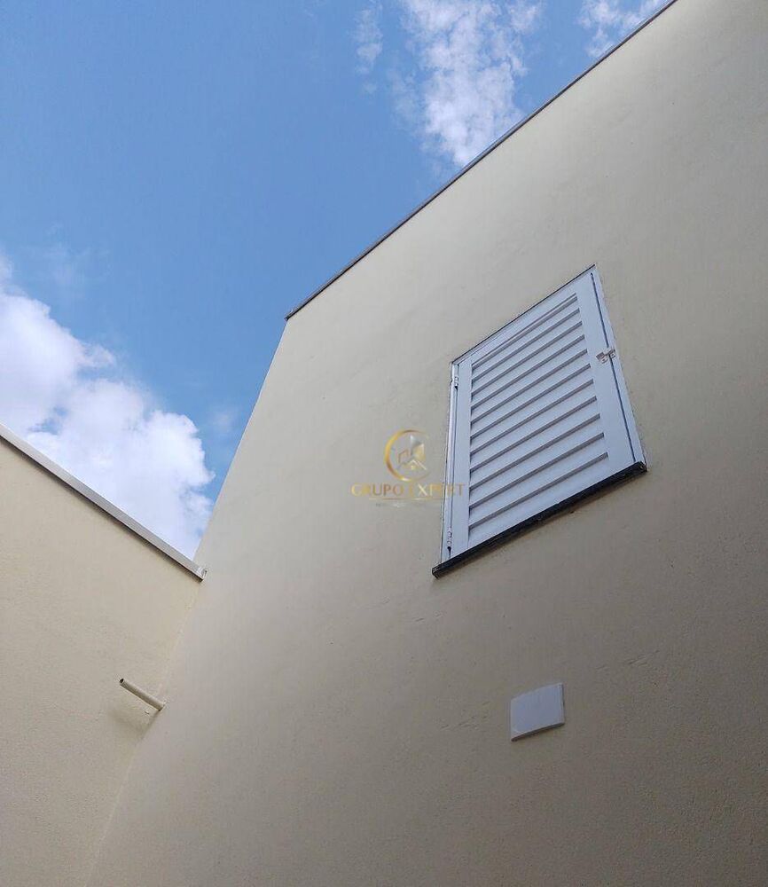 Casa à venda e aluguel com 3 quartos, 135m² - Foto 4
