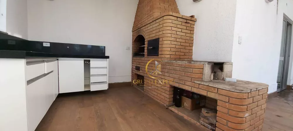 Apartamento para alugar com 3 quartos, 156m² - Foto 1