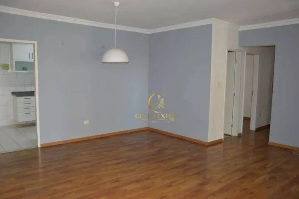 Apartamento para alugar com 3 quartos, 105m² - Foto 1