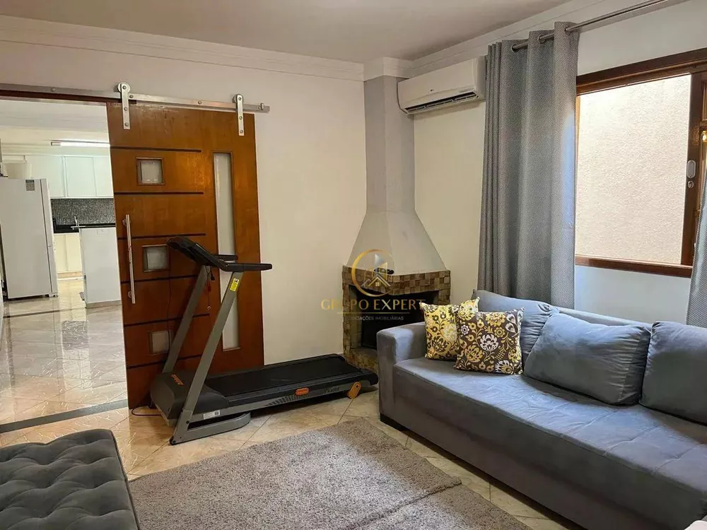 Casa à venda com 3 quartos, 110m² - Foto 3