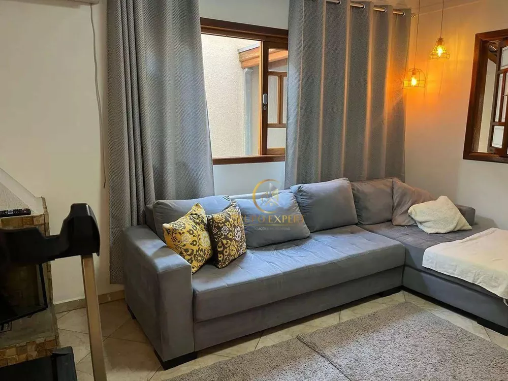 Casa à venda com 3 quartos, 110m² - Foto 2